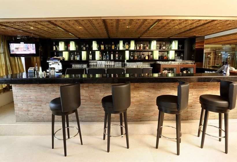 Hotel Davanam Sarovar Portico Suites 9