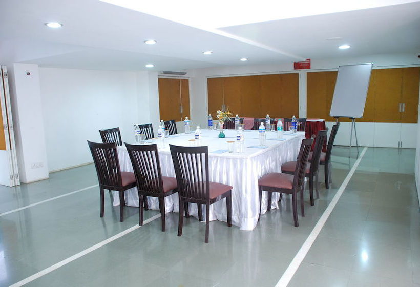 Hotel Executive Residency 9