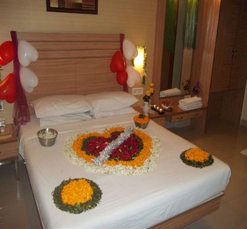 Hotel Madhav International 16