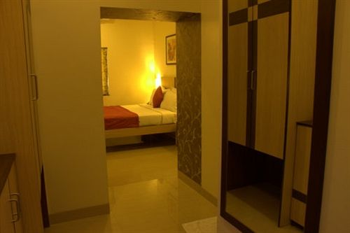 Hotel Madhav International 18