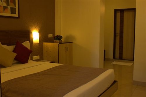 Hotel Madhav International 19