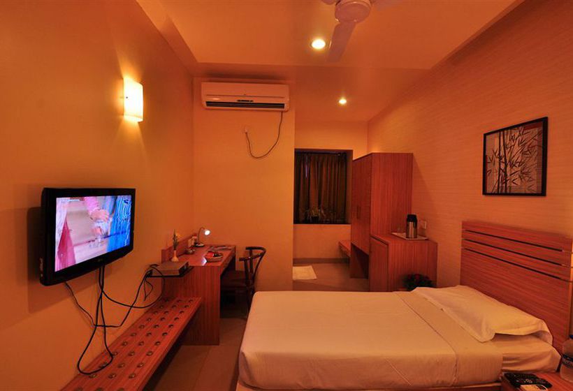 Hotel Madhav International 5