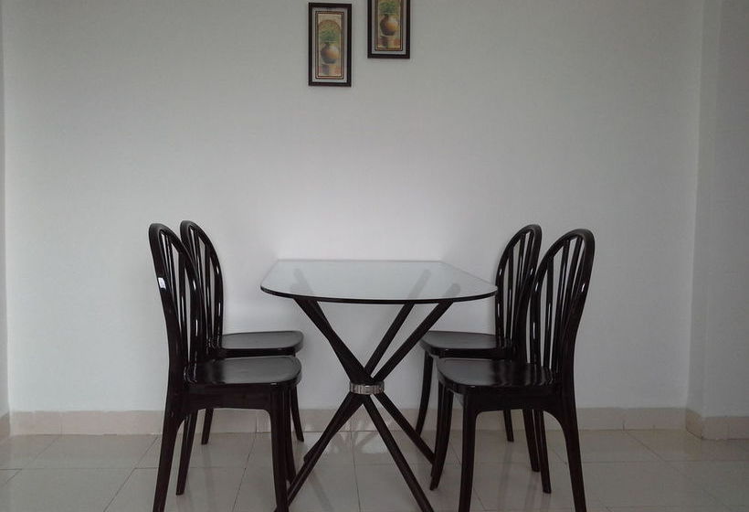 Siesta Springs Service Apartments 14