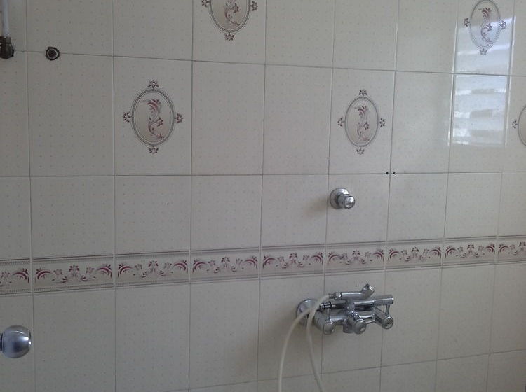 Siesta Springs Service Apartments 17