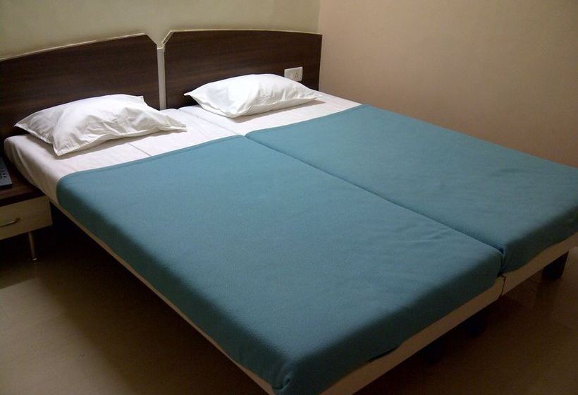 Siesta Springs Service Apartments 6