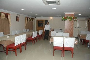 Hotel Akshaya 18
