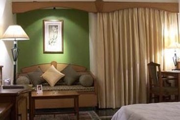 Hotel Taj Tristar 11