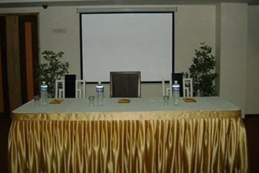 Hotel Confident Propus 14