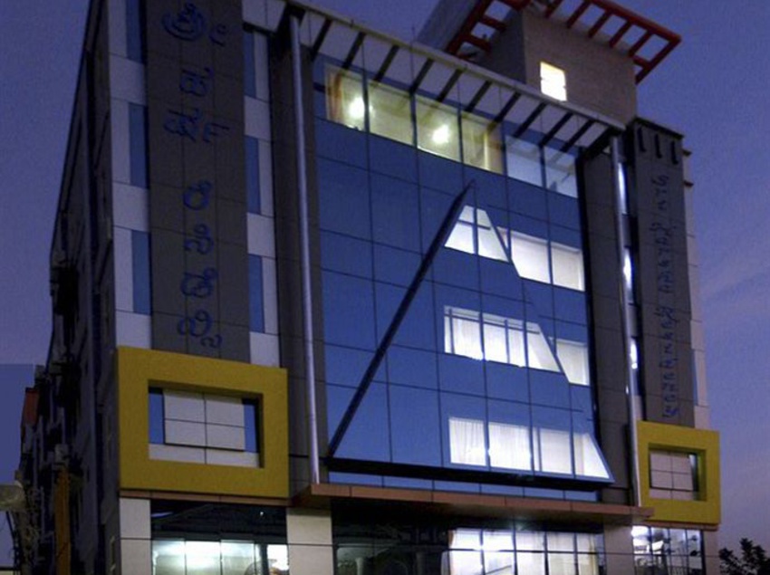 Hotel Sri Harsha Residency 4