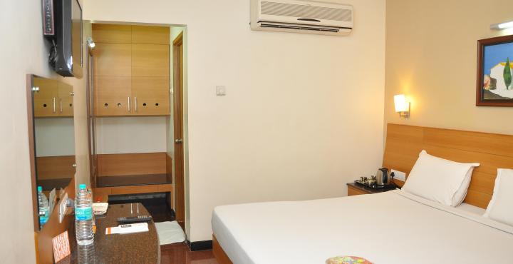 Malles Manotaa Service Apartment 15