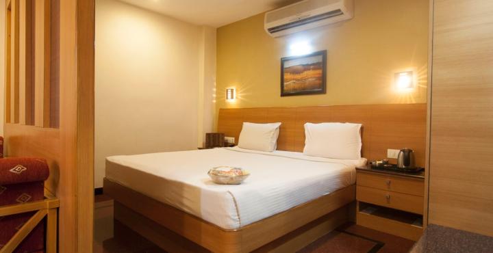 Malles Manotaa Service Apartment 16