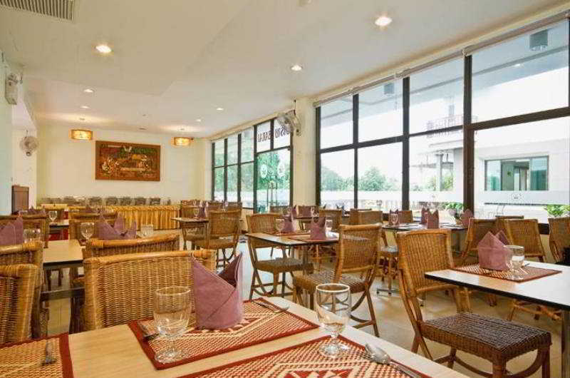 Hotel Phanomrungpuri 10