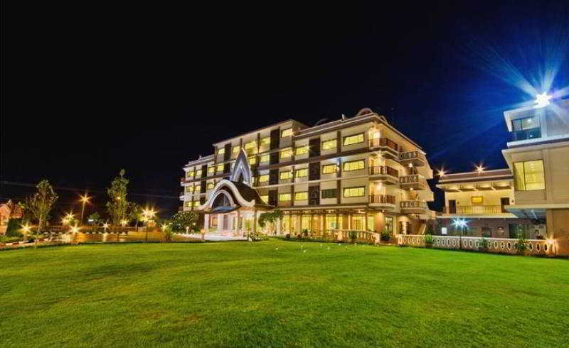 Hotel Phanomrungpuri 8