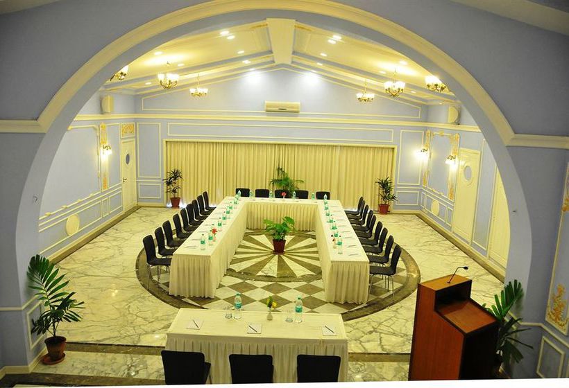 Cama Rajputana Club Resort 1