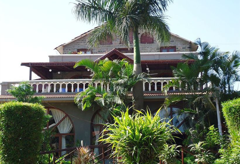 Cama Rajputana Club Resort 8