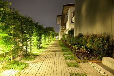 Hotel Bs Premier Airport 13