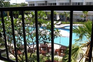 Hotel Bs Premier Airport 19