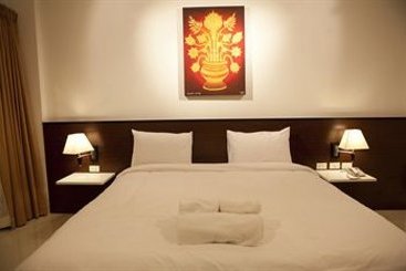 Hotel Bs Premier Airport 3