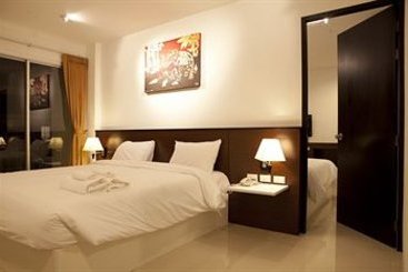 Hotel Bs Premier Airport 5