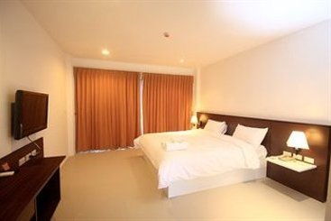 Hotel Bs Premier Airport 7