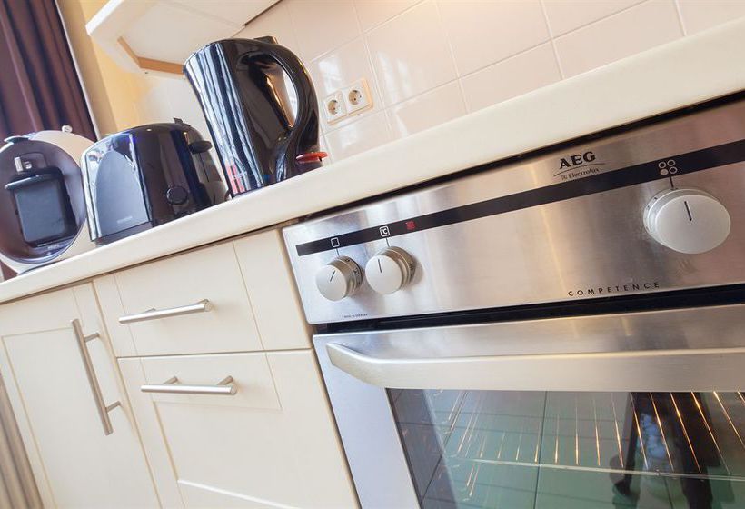 Amc Apartments Bundesallee 7