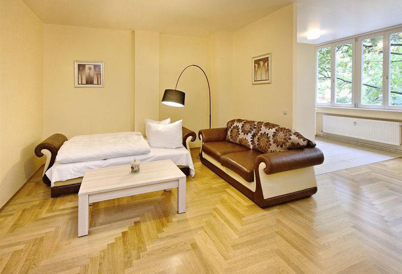 Amc Apartments Bundesallee 8