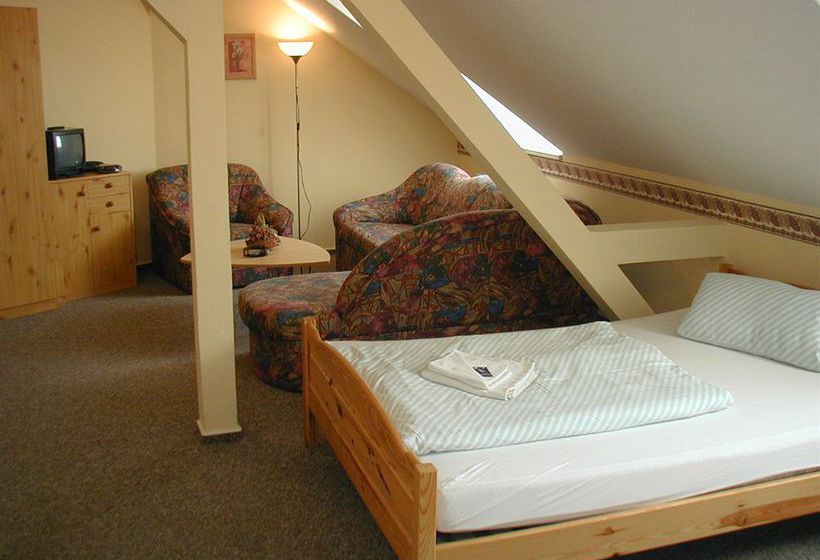 Hotel Deutsches Haus 13