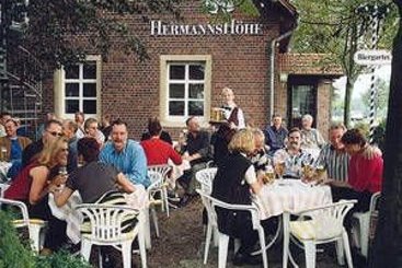 Landhotel Hermannshoehe 12