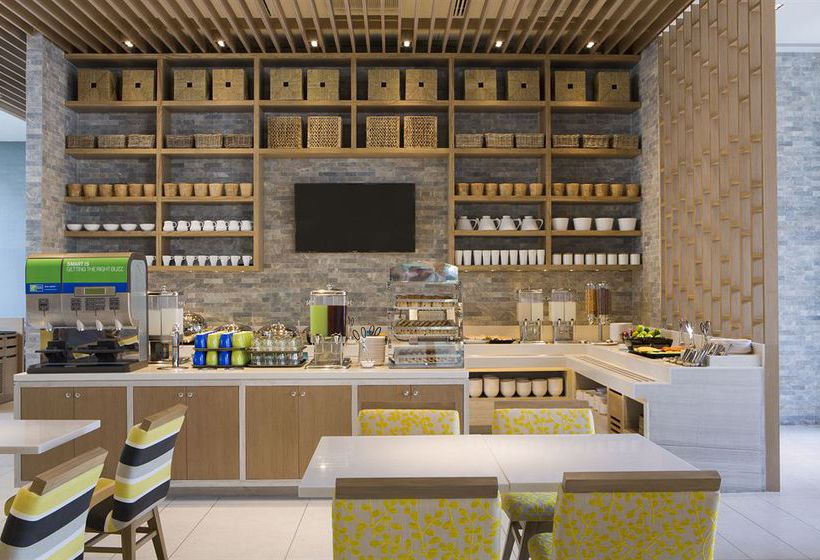 Hotel Holiday Inn Express Phuket Patong Beach Central 3