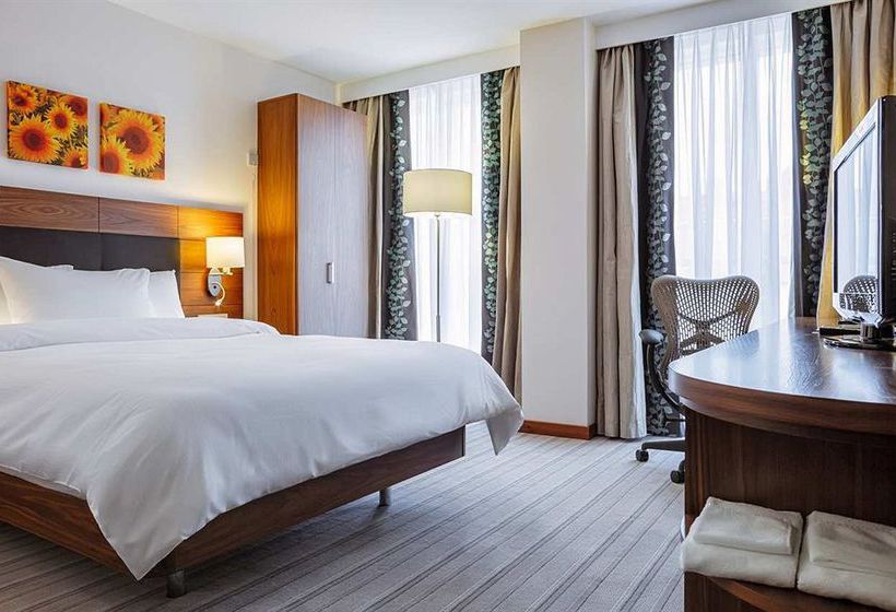 Hotel Hilton Garden Inn Krasnodar 14