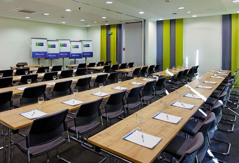 Hotel Holiday Inn Express Augsburg 1