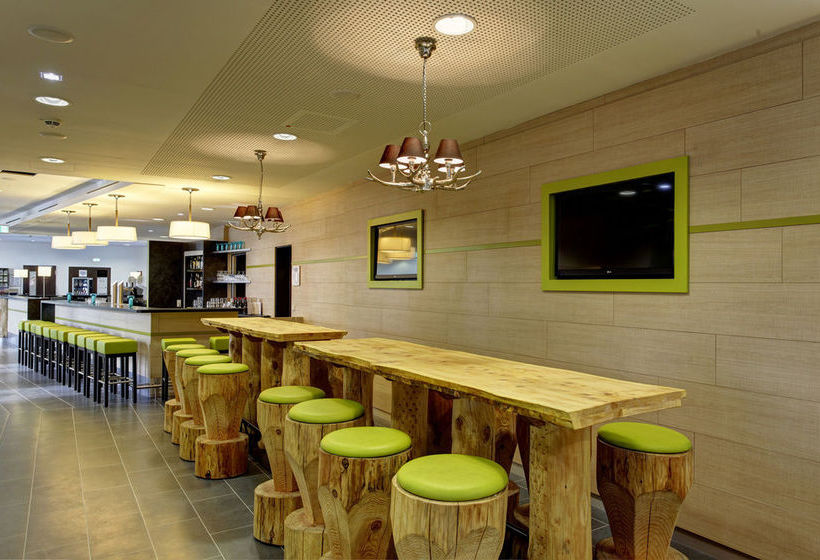 Hotel Holiday Inn Express Augsburg 15