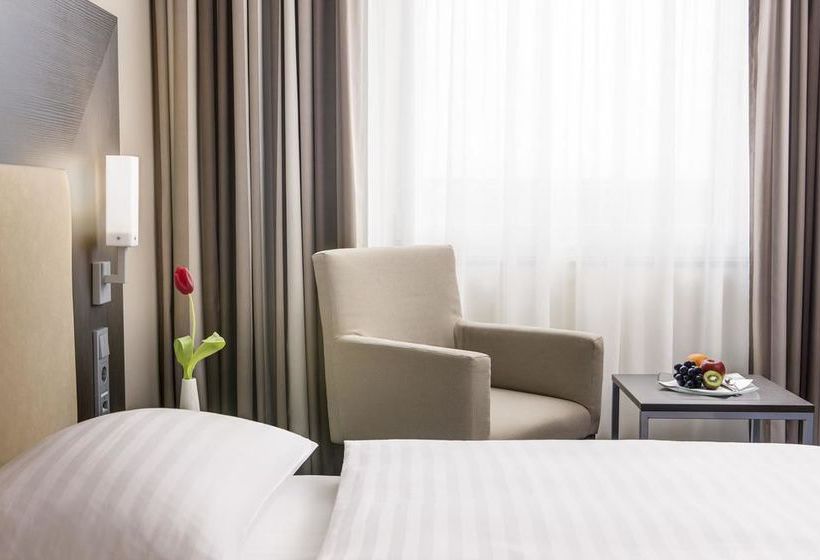 InterCityHotel Darmstadt 12