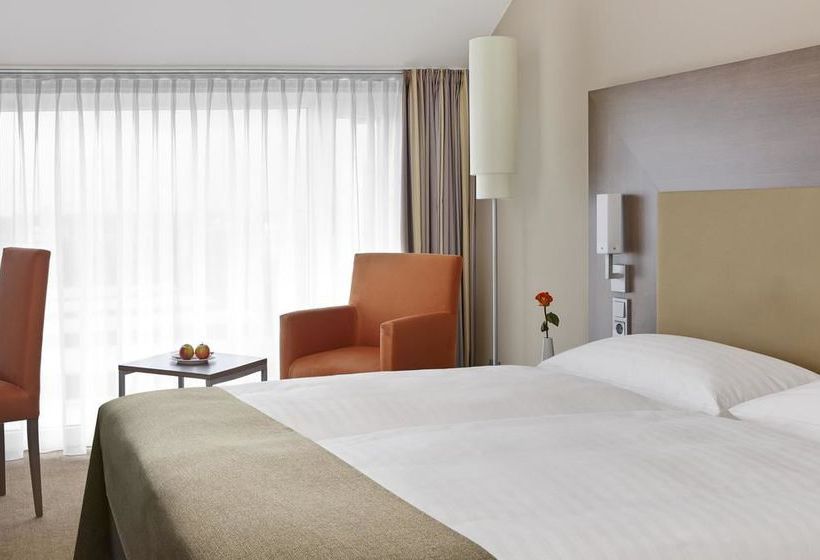 InterCityHotel Darmstadt 13