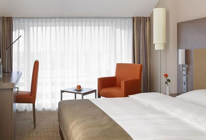 InterCityHotel Darmstadt 8