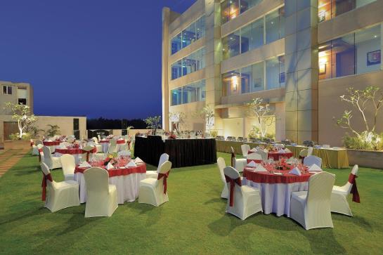 Radisson Blu Hotel Haridwar 14