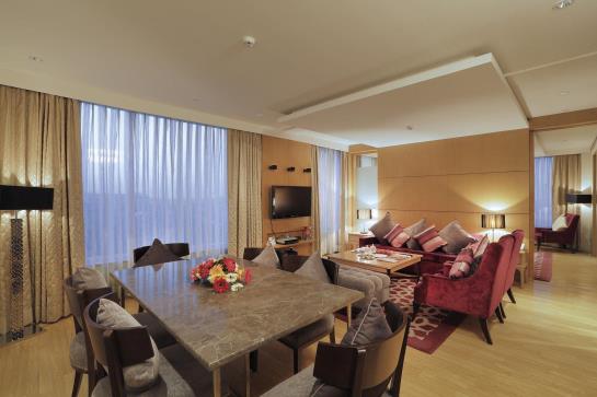 Radisson Blu Hotel Haridwar 18