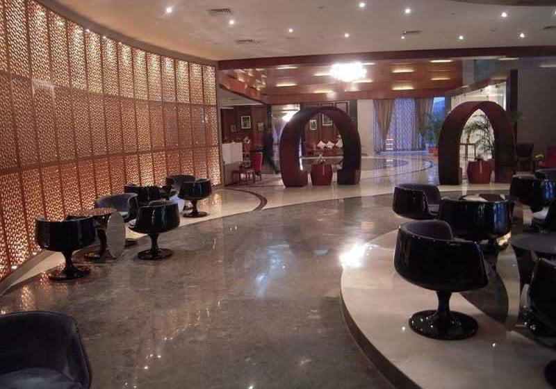 Radisson Blu Hotel Haridwar 9