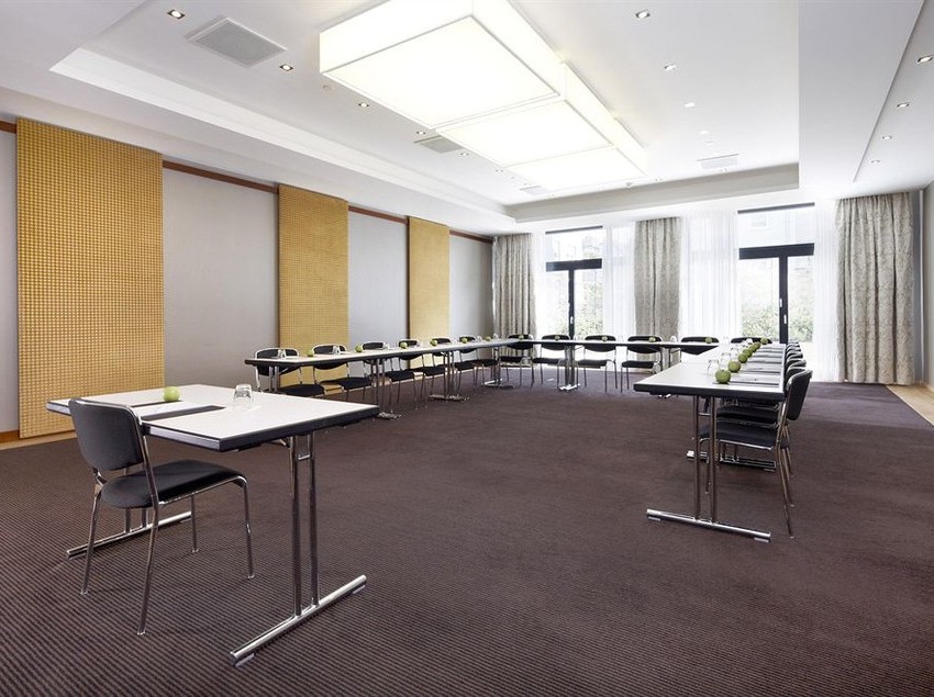 Parkhotel Stuttgart Messe Airport 7