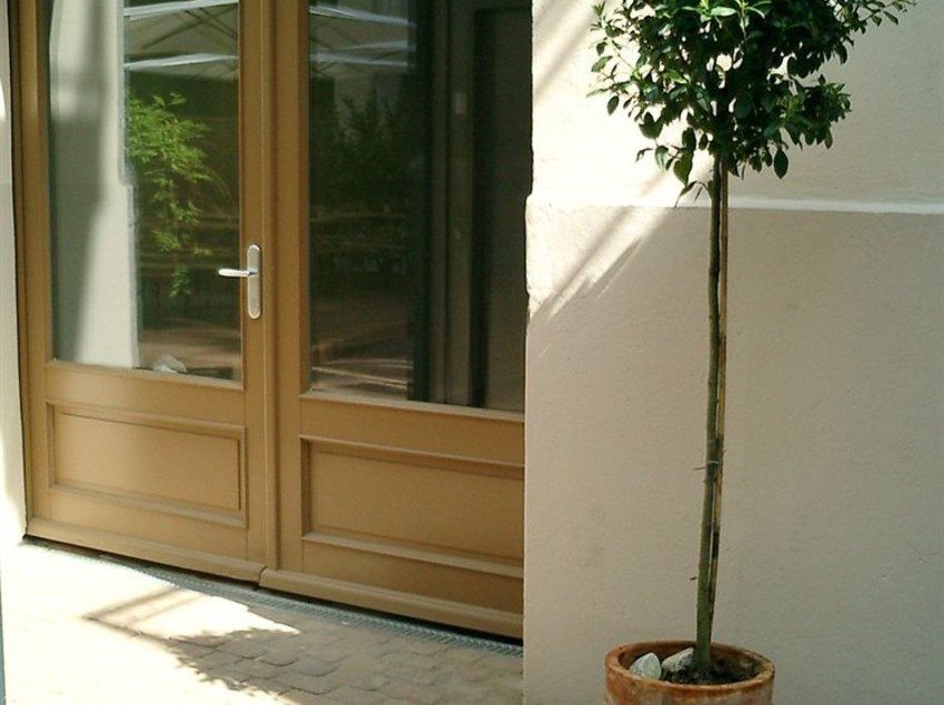 Schoenhouse Apartments 2