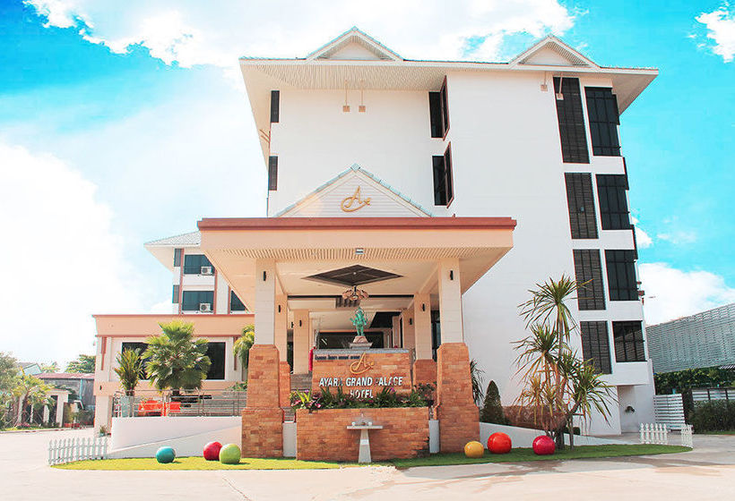 Hotel Ayara Grand Palace 3