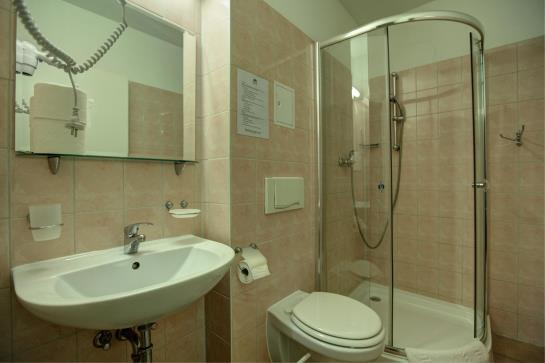 Hotel Pension Bernstein 7