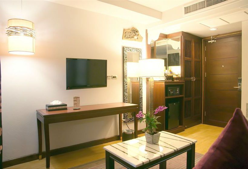 Aiyara Grand Hotel Thailand 10