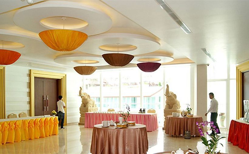 Aiyara Grand Hotel Thailand 2