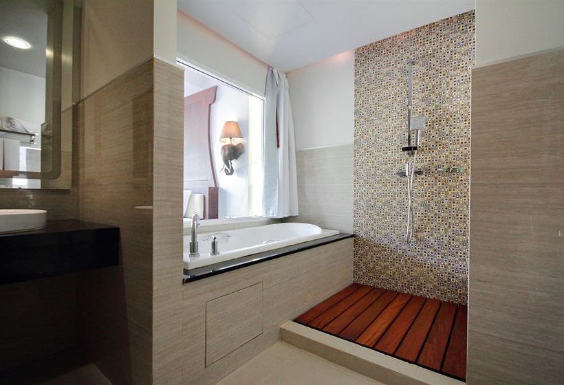 Aiyara Grand Hotel Thailand 5