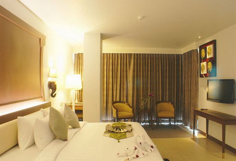 Aiyara Grand Hotel Thailand 6