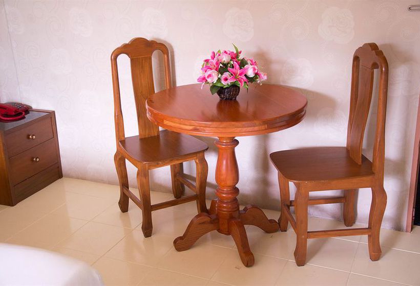 Hotel The Sun Resort & Spa 9