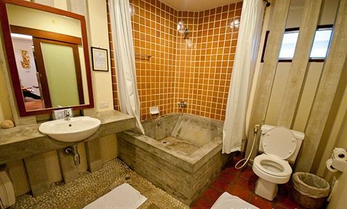 Hotel Nirvana Boutique Suites 13