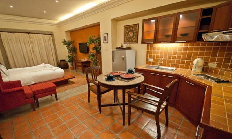 Hotel Nirvana Boutique Suites 2