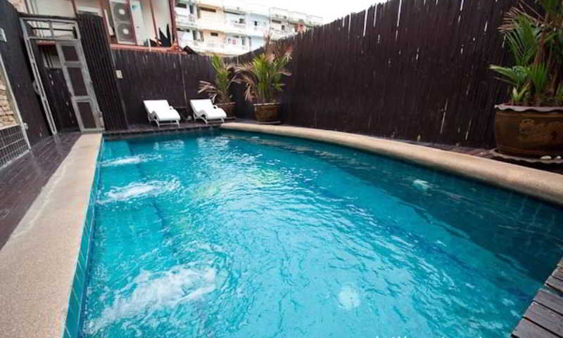 Hotel Nirvana Boutique Suites 3